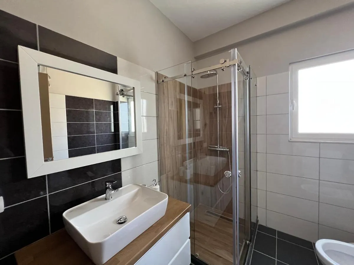 Coral Apartments Sarande